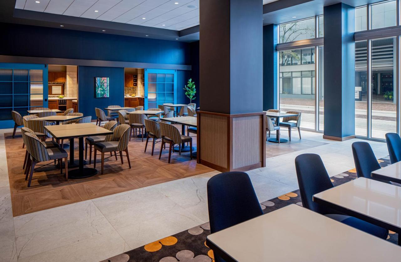 Hyatt Place Tampa Downtown Extérieur photo